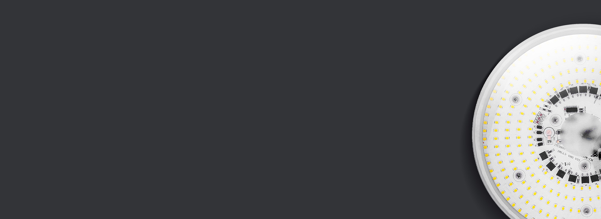 更高的光照效能
 升级2835灯珠，光...