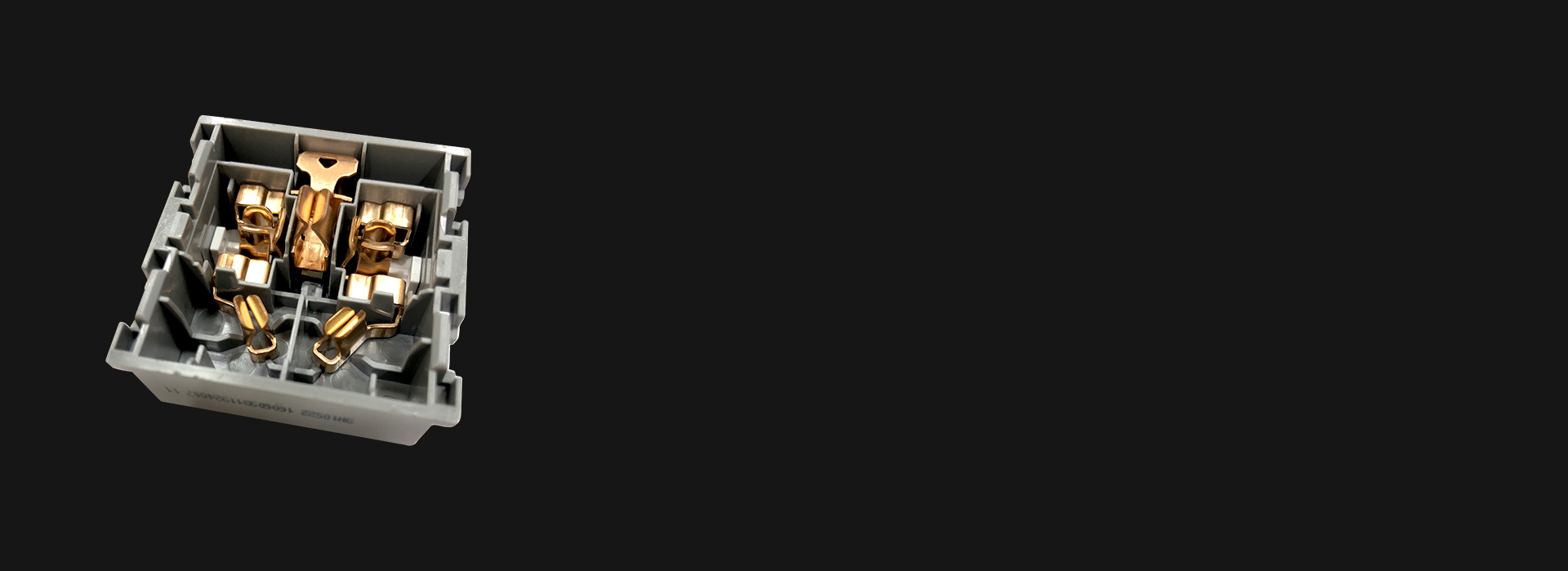 优化结构设计
 正泰开关NEW9H系列导...